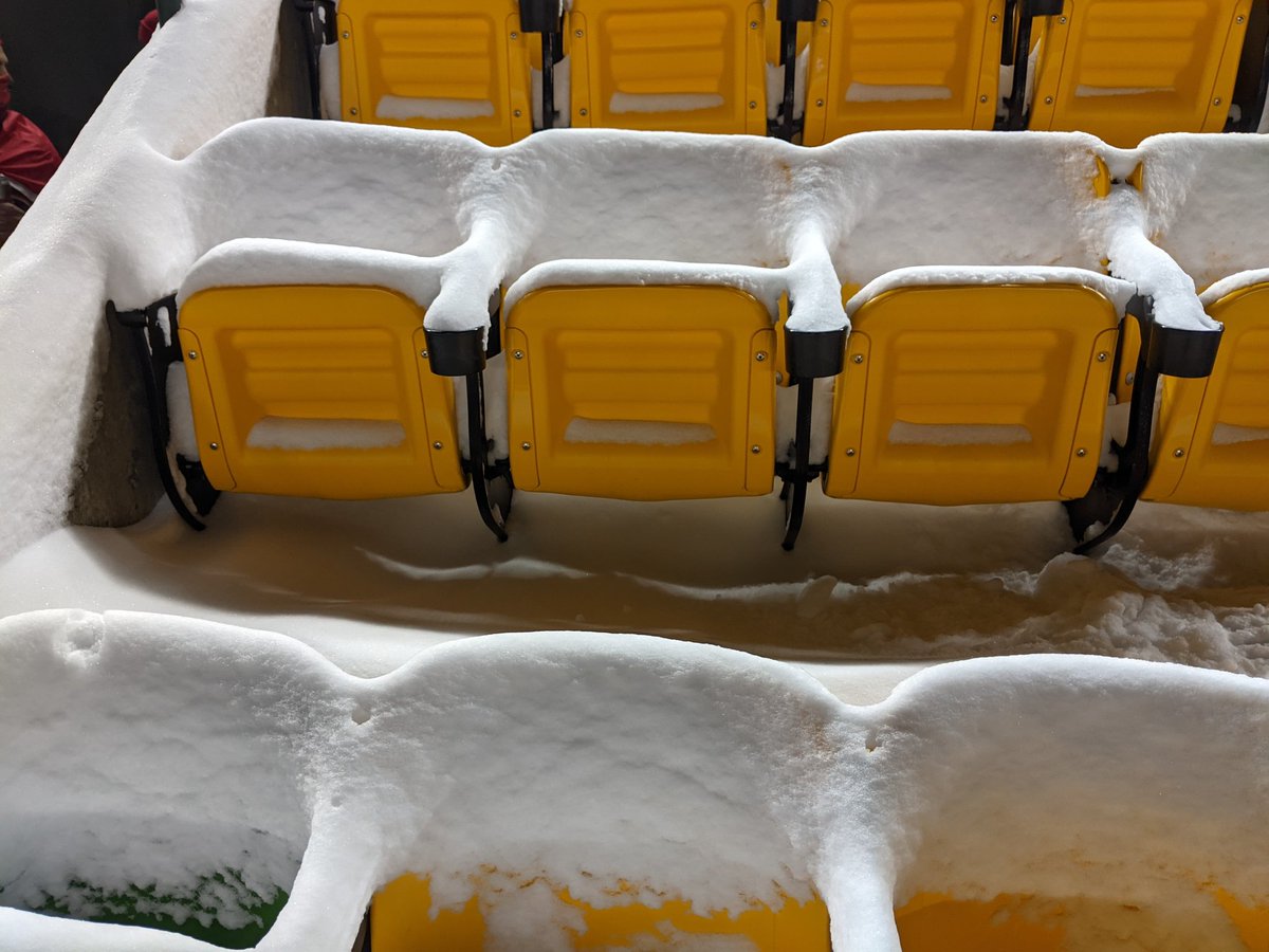 PERRY_CHAHAL's tweet photo. we are ready for the WORLD #SNOWCUP QUALIFIER IN #YEG check out the #snow
@AlbertaSoccer @FIFAWorldCup @AmarjeetSohiYEG @btb_soccer https://t.co/OwbfzW0DBt