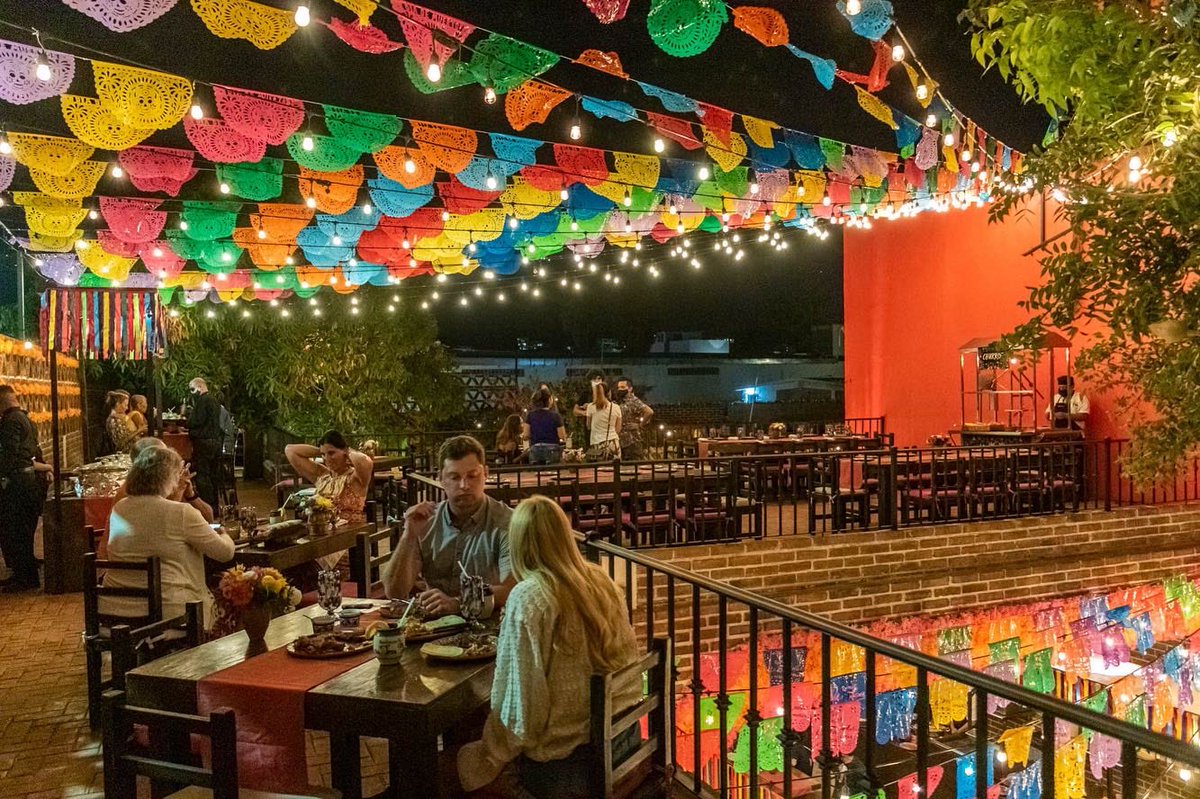 rest_los3gallos's tweet photo. We have setup the most unique scenery for your next special occasion! Contact us for more information!
#lostresgallos #caboweddings #specialoccasions #eventspecialist #eventos #birthdaynight #caboevents #cabosanlucas https://t.co/KIdzswfR3j