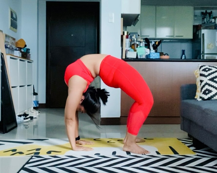 mikkomix's tweet photo. Happy Humpday from your bendy Shrimp friend! 🦐🤣

Thank you @victoriavelasco!!! I’m starting to feel like my old flexi #tumblingtitamikko self again. 💛

Scroll to see how I shake my head no, but go ahead and push further anyways. Haha! Parang kaya pa … https://t.co/ln4zl3uwub https://t.co/O3IhAfaKIP