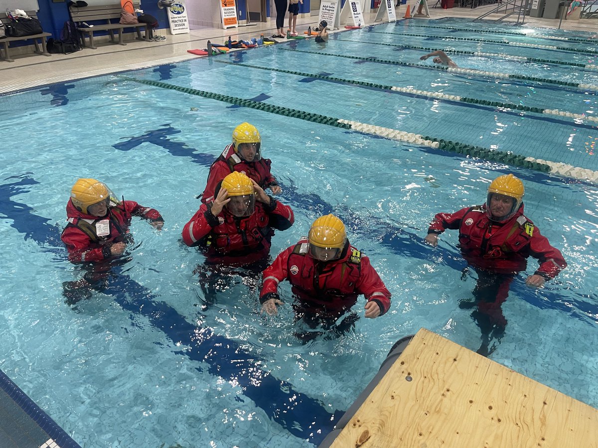 RCMSAR34's tweet photo. Last night our station completed the annual fitness test at the pool. This was a pleasant treat as we usually do this testing in the chilly ocean waters! 
The annual fitness test includes locating and using all gear attached to suits and a simulated PFD competency test https://t.co/EPKqlk78Jd