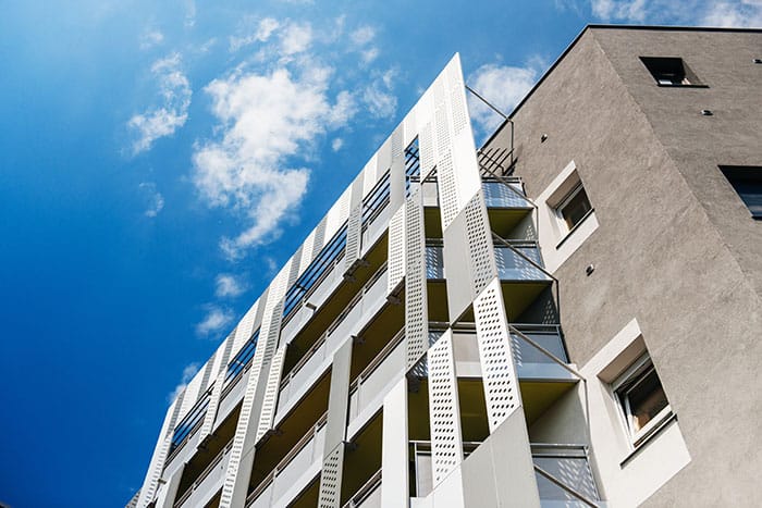 AltaRoofing's tweet photo. How can you save energy in commercial buildings? https://t.co/FIdlpWphI4 👈 #EnergyEfficiency #savingenergy https://t.co/eLeEltIES3