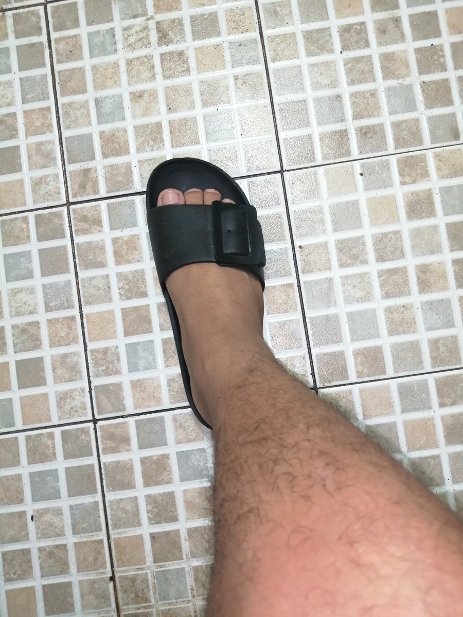 Jess132d's tweet photo. Hace falta una pedicure! https://t.co/0IRg26DiQo
