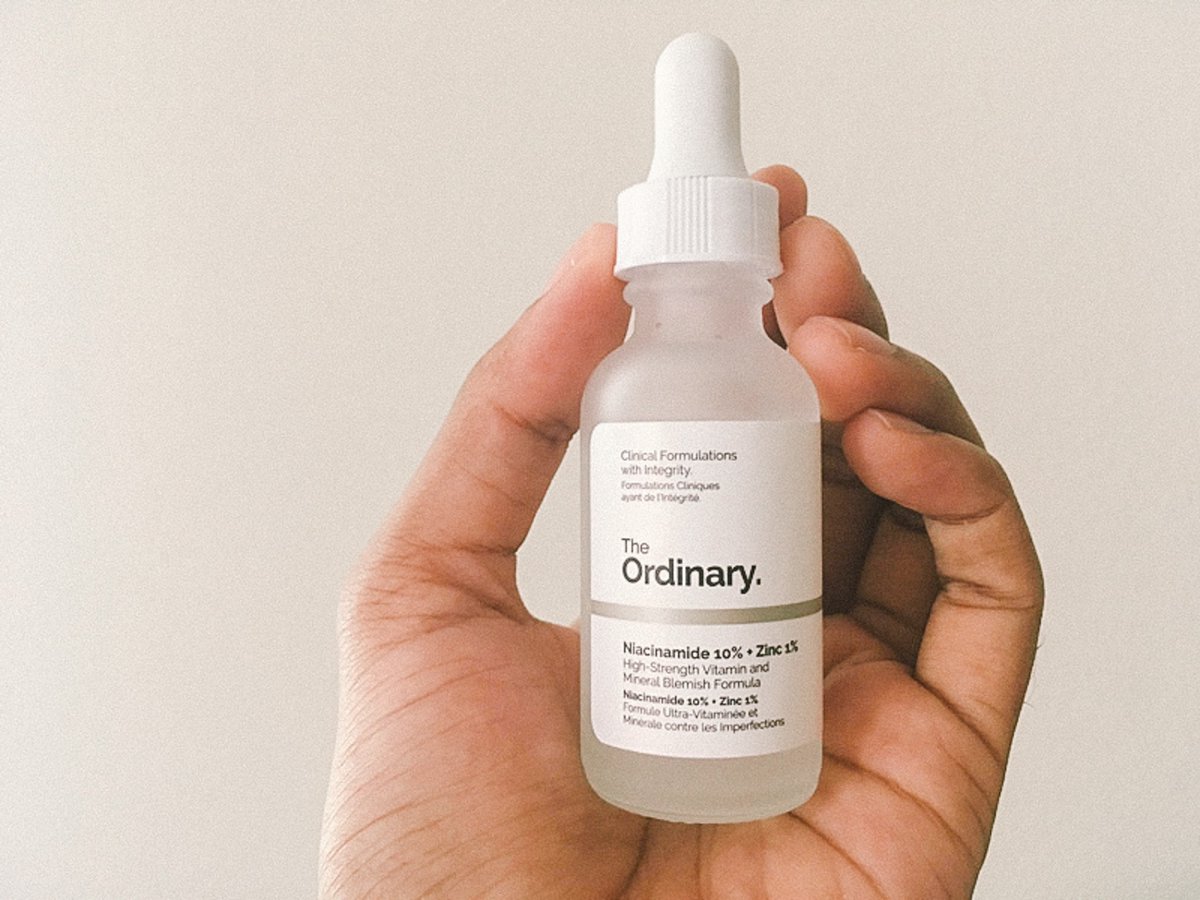 cherryB_sp's tweet photo. The Ordinary Niacinamide 10%+Zinc1% 30ml.

เซรั่มมีส่วนผสมของวิตามินบี3 และซิงค์ ช่วยลดสิว ลดรอยแดงรอยดำจากสิว ควบคุมความมันบนใบหน้า 

💰ราคา 320.-
#พร้อมส่ง #theordinary #สกินแคร์เกาหลี https://t.co/NYAczFAAmU
