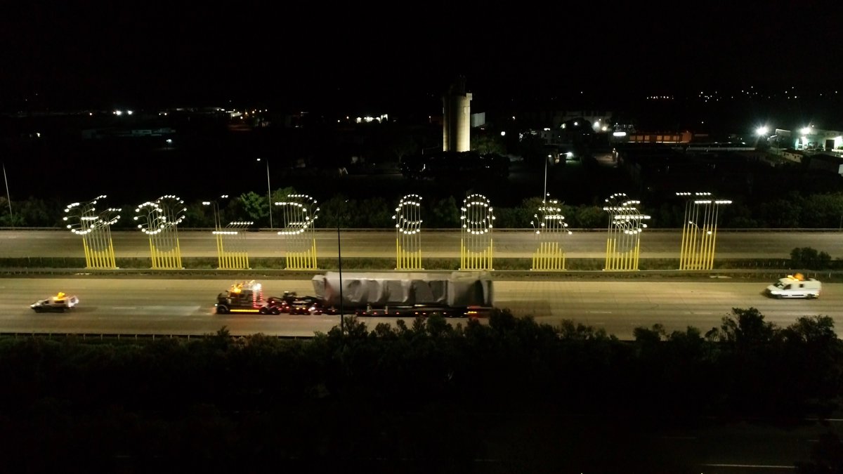 gcairport's tweet photo. The first aerobridge to be delivered as part of the GCA terminal expansion has arrived after a 13,500-kilometre journey across land and sea – and a slow and careful overnight trip down the M1. Full story: https://t.co/g7KGdNP5QA https://t.co/uo5xVNhLs6