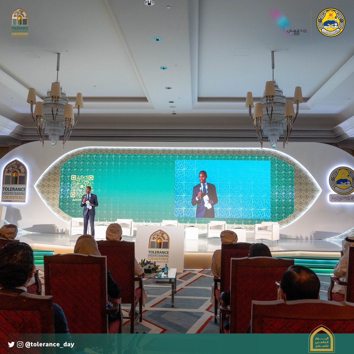 Tolerance_day's tweet photo. ضمن برنامج اليوم الأول للاحتفال، الدكتور/ محمد السنوسي، رئيس شبكة صناع السلام، حاور المشاركين في الطاولة المستديرة: ( دور العلم والعلماء في تعزيز قيم التسامح في وقت الأزمات)
#ActForTolerance https://t.co/eoix5gDV6I