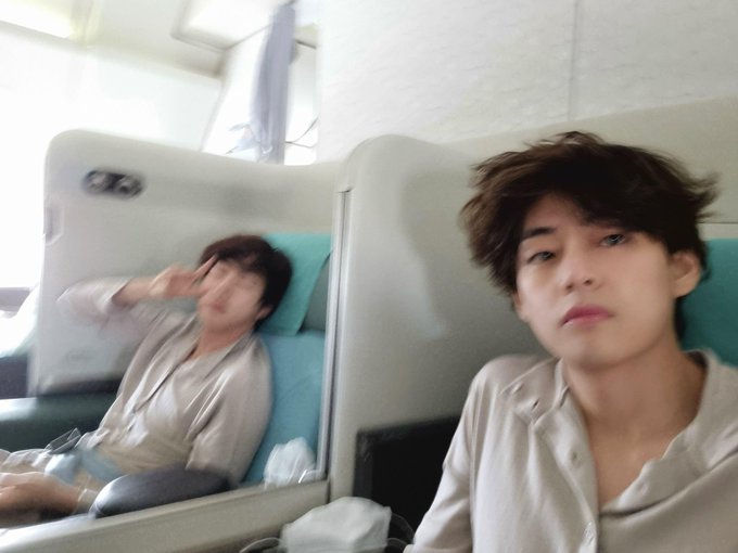 คอนเลคชั่นภาพเบลอแต่ความน่ารักของเธอมันชัดเจน เอิ้วว https://t.co/crVCh6LHz8<a href="/tag/weloveyoutaehyung"class="tags"><span>#weloveyoutaehyung</span></a>