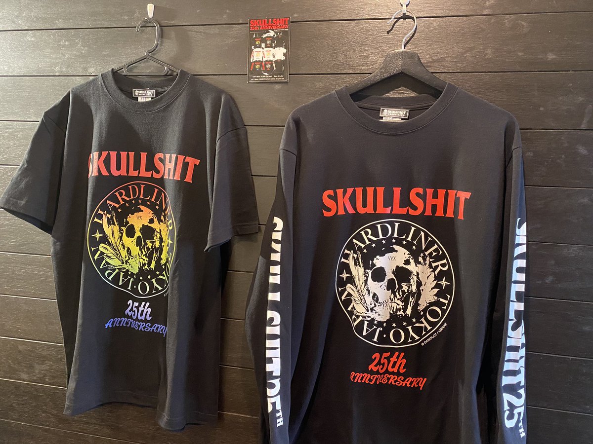 tetsu_aburasoba's tweet photo. skullshit☠️25周年記念アイテム
✅店内で展示中〜☠️✨✨
是非お越しください。
https://t.co/IUYtdlp78D
#油そばてつ
#skullshit
#darkplot https://t.co/q06MVWkM97