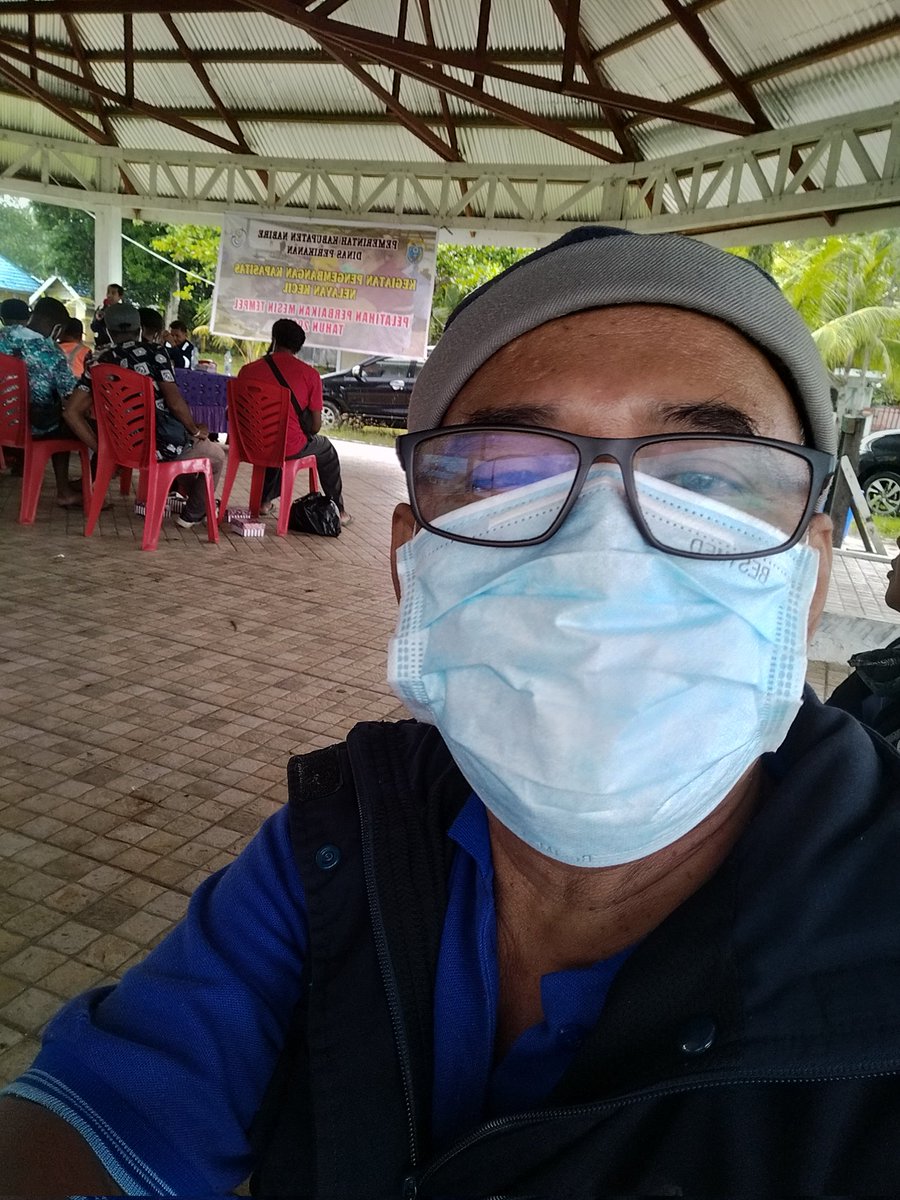 ribut_raharjo's tweet photo. Rabu (17-11-2021) ,Ribut Raharjo Luhkan Kabupaten Nabire, melaporkan telah mengikuti giatan pelatihan "Perbaikan Mesin Tempel"Bagi Nelayan
#GiatLuhkanSatminkalAmbon 
#Melaporkan
#Nabire https://t.co/IufKwTipUd