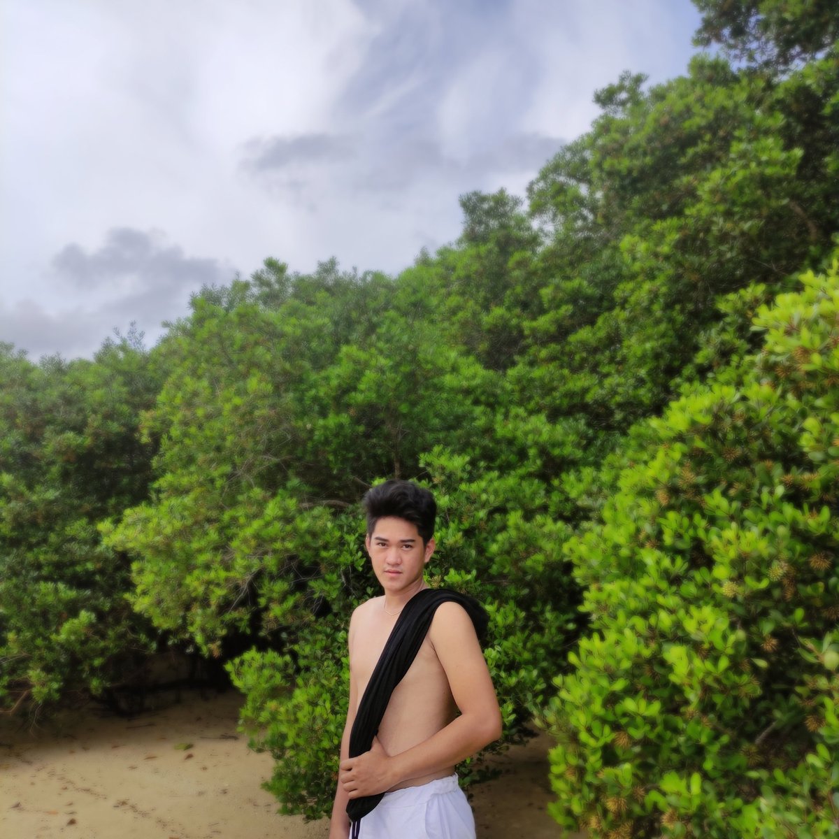 RTesiona's tweet photo. Na miss ko Yung flat na tiyan 🥺 https://t.co/DpyLfgItcs