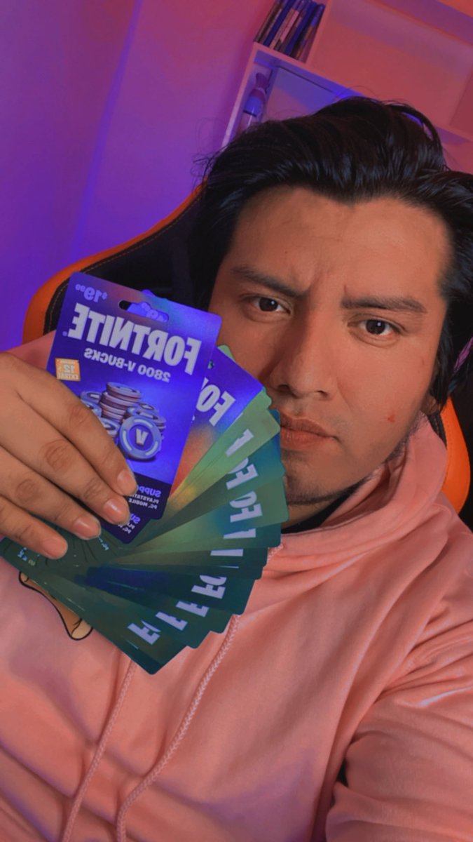 AxoloDEAN's tweet photo. Si tenemos 35 espectadores durante todo el stream, al finalizar voy a sortear una tarjeta de 1000 pavos! 

https://t.co/vnb0OlIJlT https://t.co/5lZargQseR