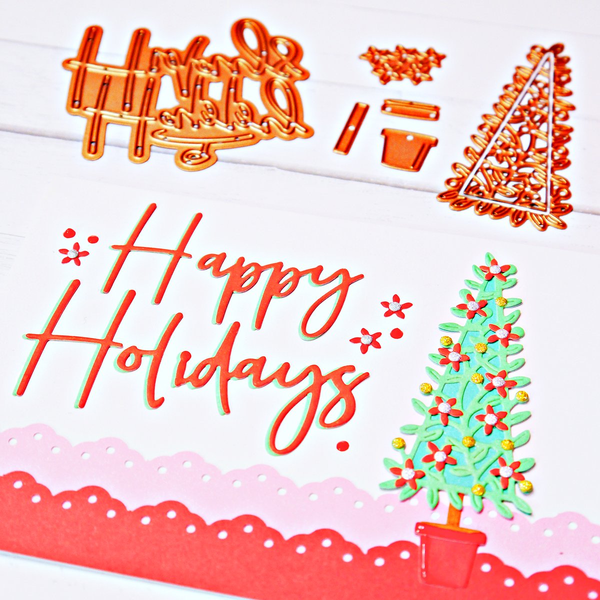 MayaCrafting's tweet photo. Don't miss this! There is a new #FREEBIE over at @scrapbookcom! It's the #ChristmasTree Topiary die! I used it to create this Christmas card and I absolutely love the detailed design of this die set! Pick it up before it's gone! 👉https://t.co/NFztgTq2kW https://t.co/XZdibZGMpx
