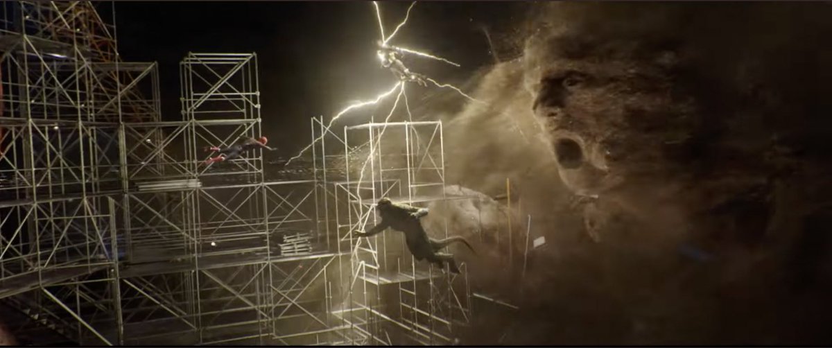 SoyXSonic's tweet photo. No me engañan aquí 100% hay  3 Spider-mans 

-No tiene ningún sentido para donde saltan Electro y el Lagarto tuvieron que borrarlos de la imagen estoy segurísimo #SpiderManNoWayHome https://t.co/kDPraggqdx