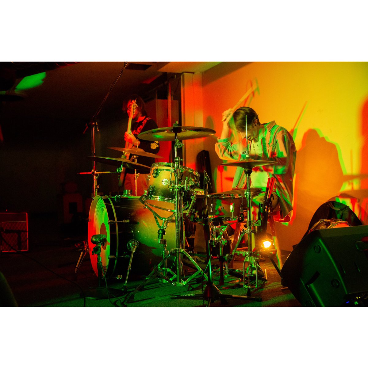 dcarcher's tweet photo. from @RangelineBand @indianOldschool and Just a Little Guy’s latest show at the Renaissance Room, also a mandatory pic of my goombah @ColinCombes shooting some 9-ball https://t.co/8aTksdXB4N