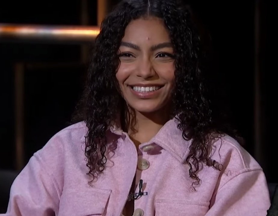 hourlyany's tweet photo. Any Gabrielly × #Provoca https://t.co/RPDMlQbgvk