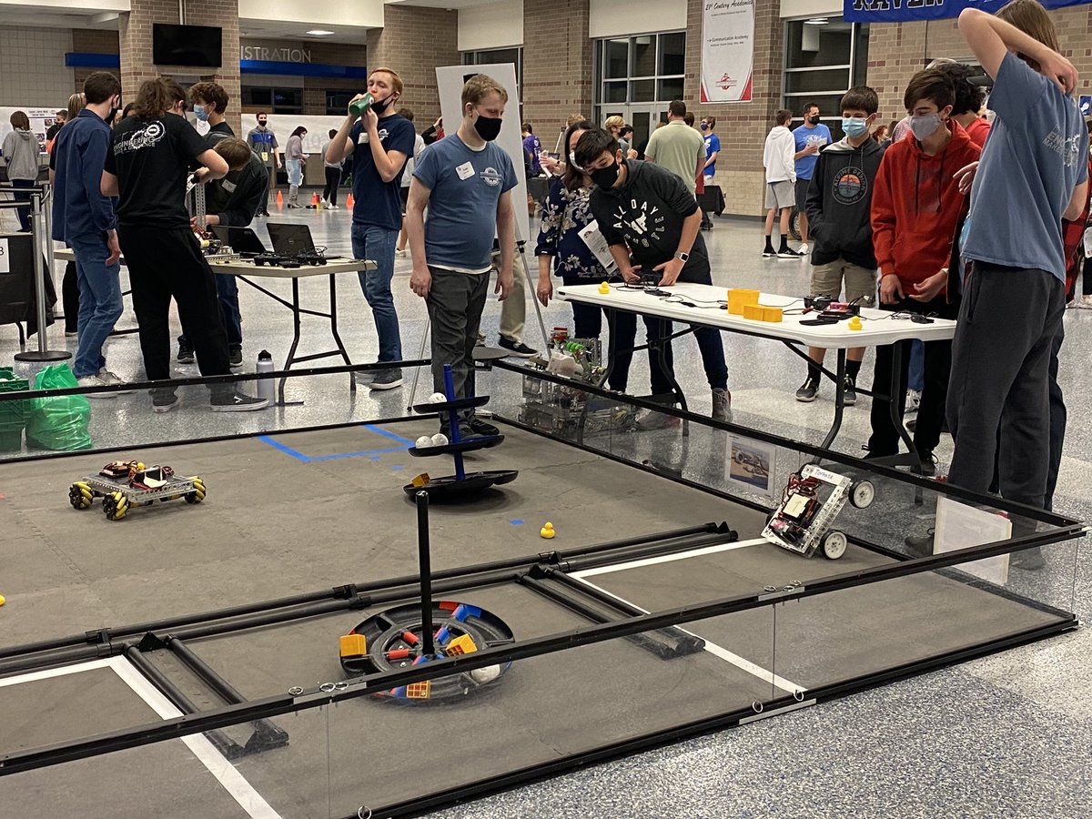 CogswellSFT's tweet photo. Our @OlatheEngineer open house was an incredible showcase of the hard work of our students and teachers and a wonderful demonstration of the integrated and collaborative projects that make our Engineering Academy one of the best.  Nicely done!  @Olathe21st https://t.co/F3ZaYtCjEt