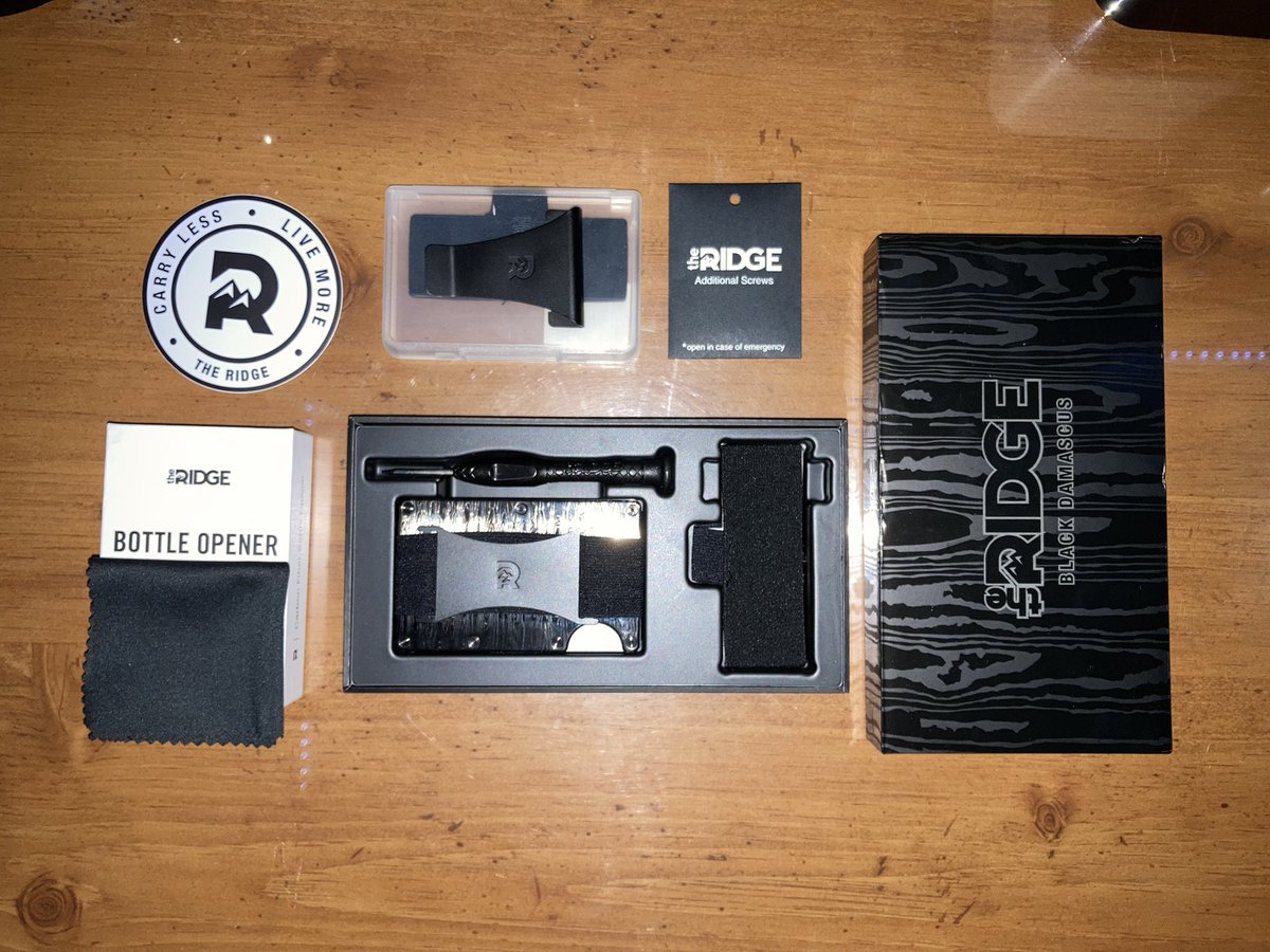 latercuh's tweet photo. Thank you for the product @ridgewallet 🥰 #ridgepartner https://t.co/UELC9g8pR5