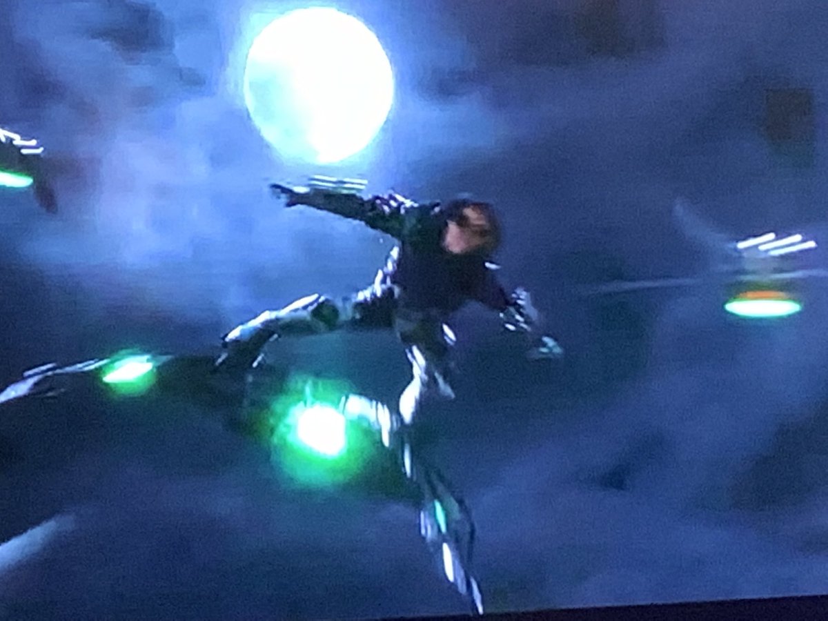 VanessaMsMarvel's tweet photo. Uhhhh is that James Franco reprising his Harry Osborne role?? #SpiderManNoWayHomeTrailer #SpiderMan https://t.co/axcowsupnb