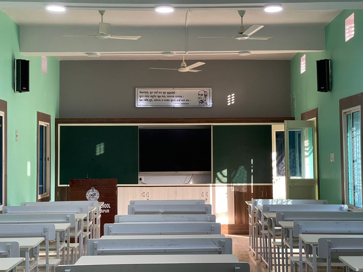 Vijaykulange's tweet photo. Schools in Ganjam, Odisha. Now school transformation is becoming campaign in Odisha https://t.co/fm3J0pIxOQ
