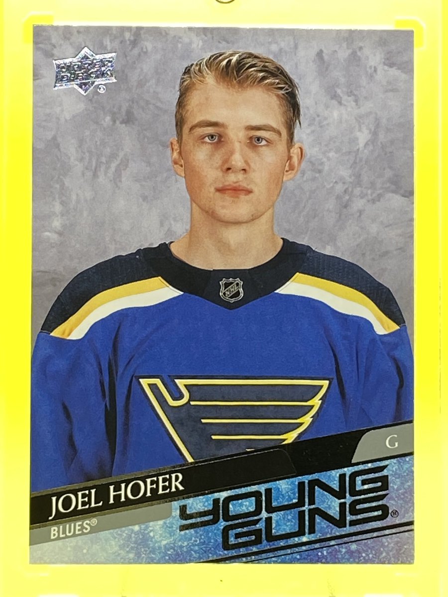 HfxCards's tweet photo. 11th box ripped:

@Alexlaff13 ‘05-06 Tribute #YoungGuns #NYR

@ReeseJohnson98 Young Gun #Blackhawks

@cmcdavid97 Triple Dimensions Reflections #LetsGoOilers

Joel Hofer #YoungGun #stlblues #rookie

#shareyourhits #thehobby #UpperDeck #Hockey

All the hits: https://t.co/9B0LvRNrW7 https://t.co/IZMiTGpm1e