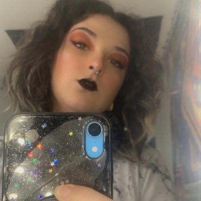 CatMcGee96's tweet photo. #NewProfilePic https://t.co/kEJvEG5Xez