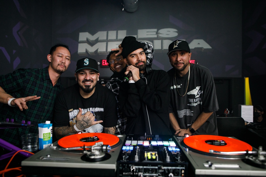 HauteSauceSEA's tweet photo. Last Saturday was a vibe! Special thanks to @MilesMedina @DJSWERVEWON @ThatDjVega &amp; @dtriplejay for bringing that heat 🔥

Pics are up on @qnightclub’s FB page!
📸 @robeeaquino https://t.co/61FRvFaX12