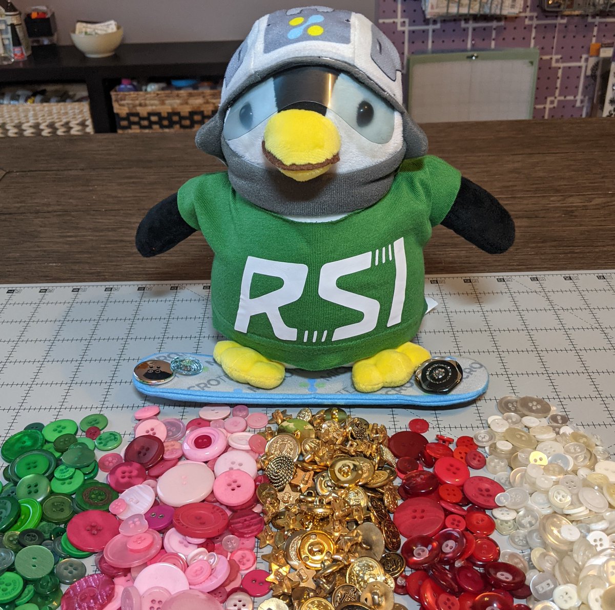 pico_sc's tweet image. Holiday PSA: Button Day

#StarCitizen #ButtonDay #buttons