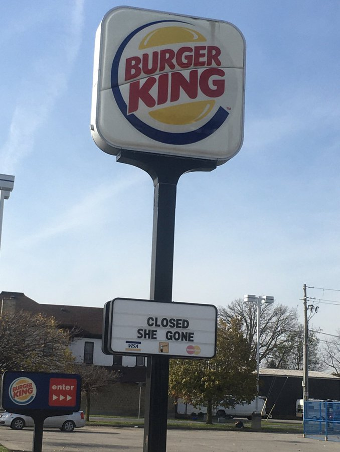 SethFromThe716's tweet photo. The caterer for most breakups
#FastFoodIn5Words https://t.co/BzVqv8qK5t