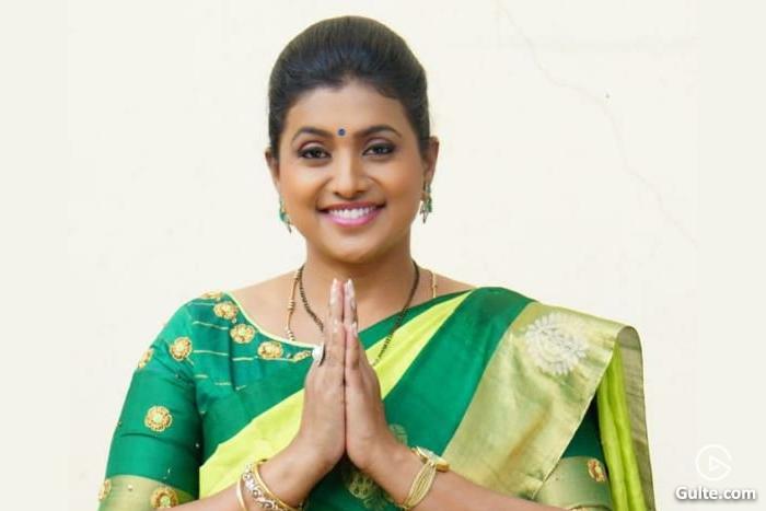 VSReddy_MP's tweet photo. చిత్తూరు జిల్లా నగరి ఎమ్మెల్యే శ్రీమతి ఆర్కే రోజా గారికి హార్దిక జన్మదిన శుభాకాంక్షలు. సినీ తారగా ఎంతో మంది అభిమానులను సంపాదించుకున్న మీరు.. ప్రజా సేవలోనూ అంతే ప్రత్యేకతను పొందారు. ఈ సందర్భంగా ఆయురారోగ్యాలు, శాంతి సౌభాగ్యాలతో మీ జీవితం మరింత ప్రకాశించాలని మనసారా కోరుకుంటున్నా. https://t.co/rDPYOJ8eUI