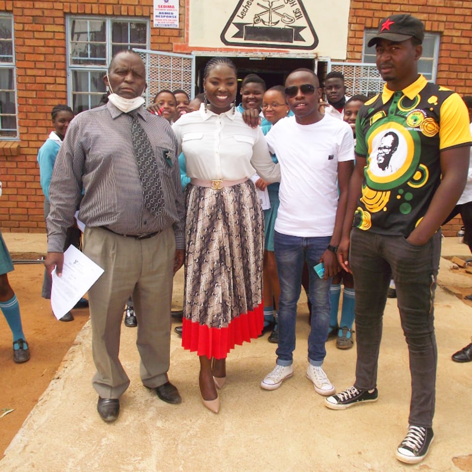 MadalaMapasha's tweet photo. Part of giving back to the community with Womandla@ lerato maseogane at letheba high school https://t.co/FRaNySUTbA