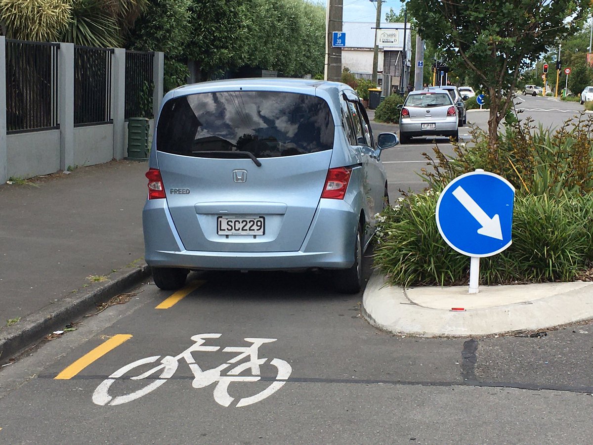 Good afternoon to everyone except this arsehole.