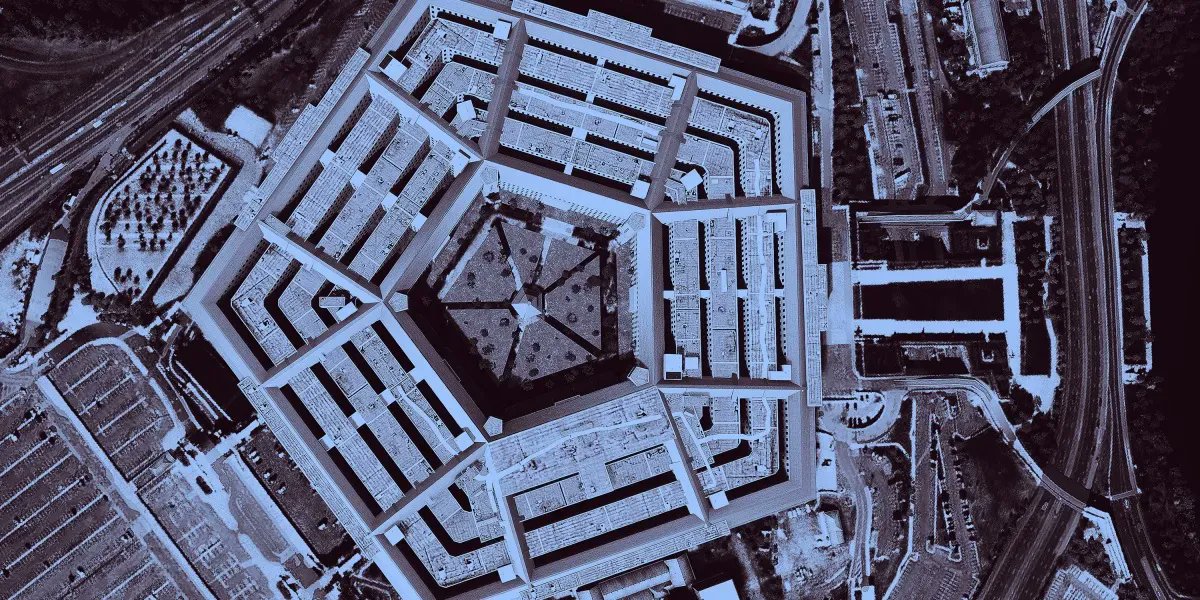 AudreyDesisto's tweet photo. The Department of Defense is issuing AI ethics guidelines for tech contractors
https://t.co/V6oxcrGAQM | @techreview
#AI #DOD #Tech #ethics #ArtificialIntelligence #ML #autmation #data
#technology #DigitalTransformation https://t.co/GtO9mGJOmL