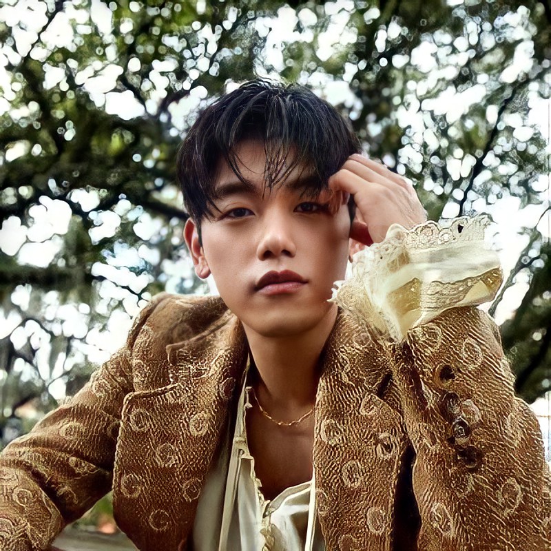Happy birthday Eric nam you\re my bias I hope you see this photo I love you so much 