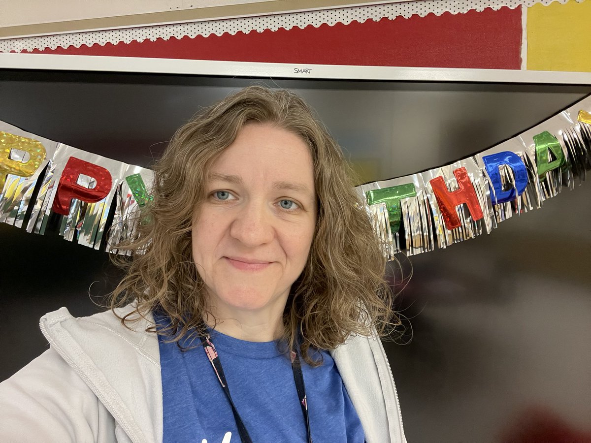 MsBuckley_Reads's tweet photo. Found a fun birthday surprise in my classroom this morning…Thank you @ms_embry for making my birthday extra special. ❤️@KingElemJCPS #WeAreJCPS https://t.co/ksnmb37qE9