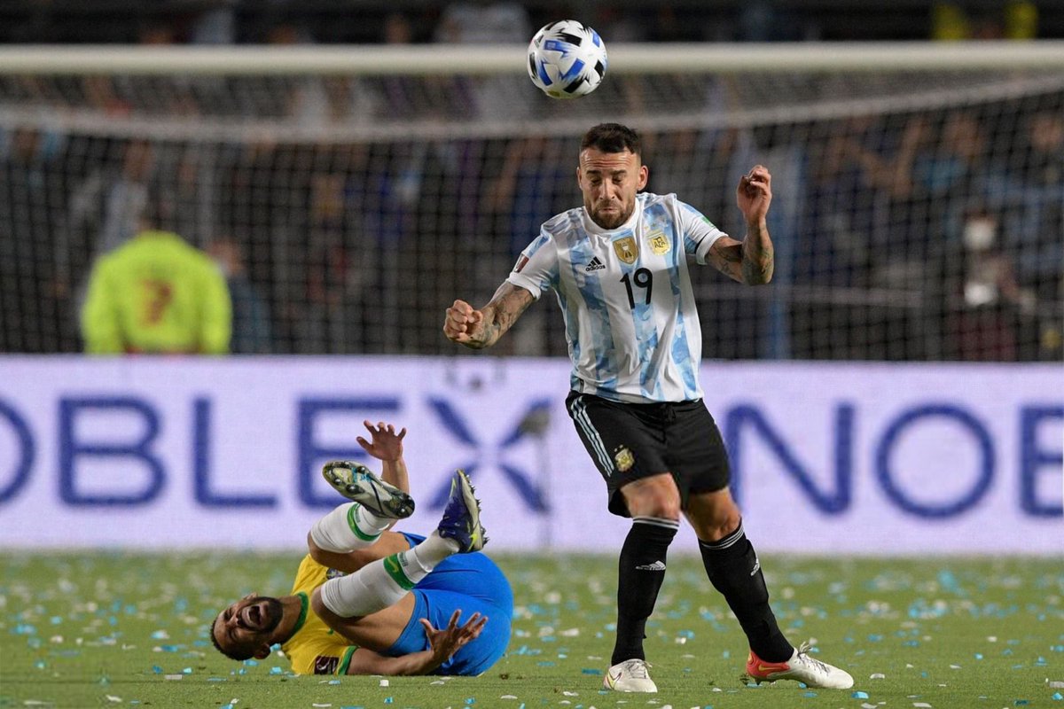 Notamendi30's tweet photo. Feliz de poder lograr el objetivo de este grupo hermoso y de todo el pueblo argentino. Feliz de la vida. Gracias SAN JUAN  por semejante recibimiento 🙌🏻 #SeleccionArgentina 🇦🇷❤️ https://t.co/Yy5eHwmf2X