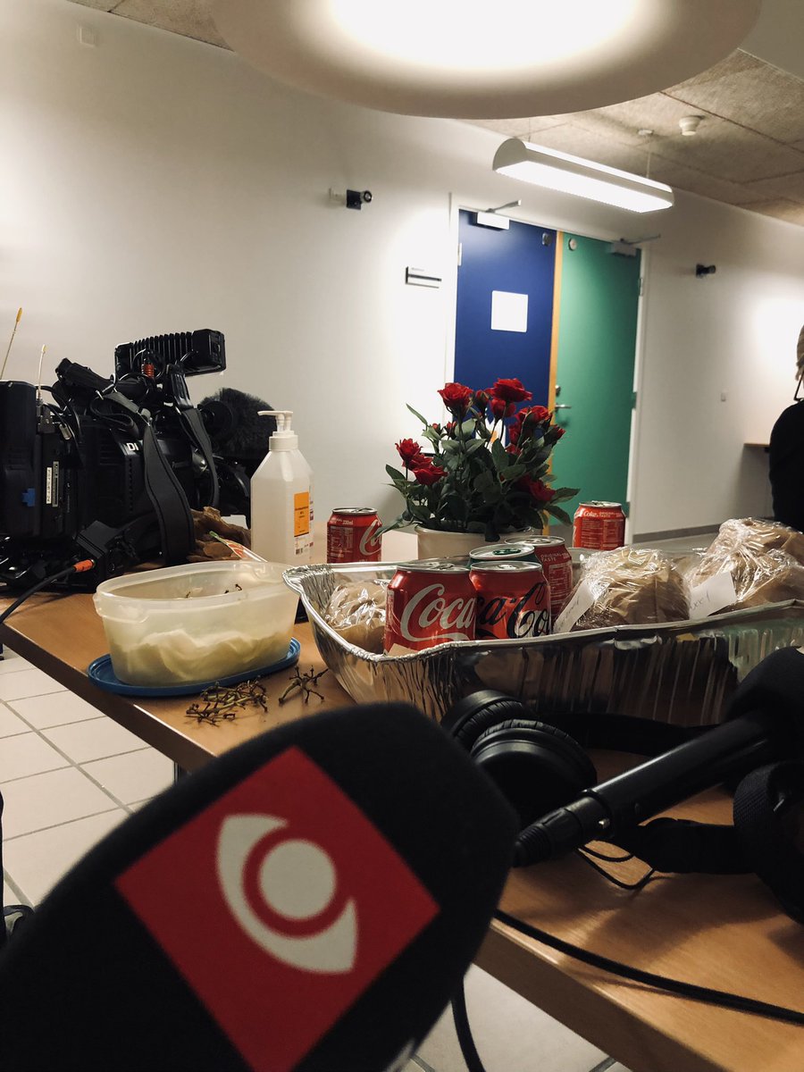 gustavdall's tweet photo. Der forhandles. Og forhandles. Og forhandles mellem V, S og KD i Ringkøbing-Skjern Kommune. Stadig ingen aftale. Stridspunktet formodes at være viceborgmesterposten #kv21 https://t.co/sbKfNfvieE