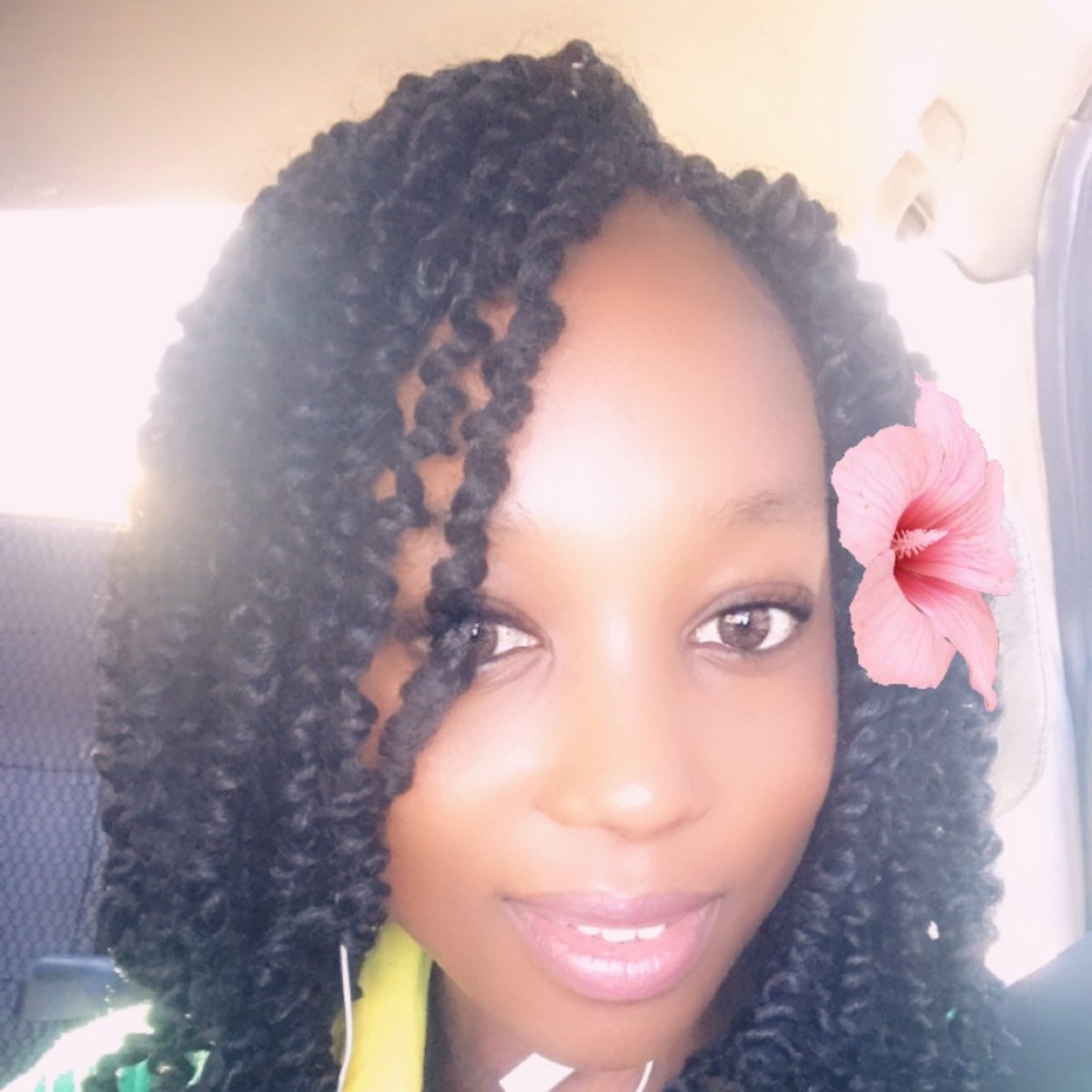 Iyahana's tweet photo. #NewProfilePic https://t.co/BZXBhE6mzn