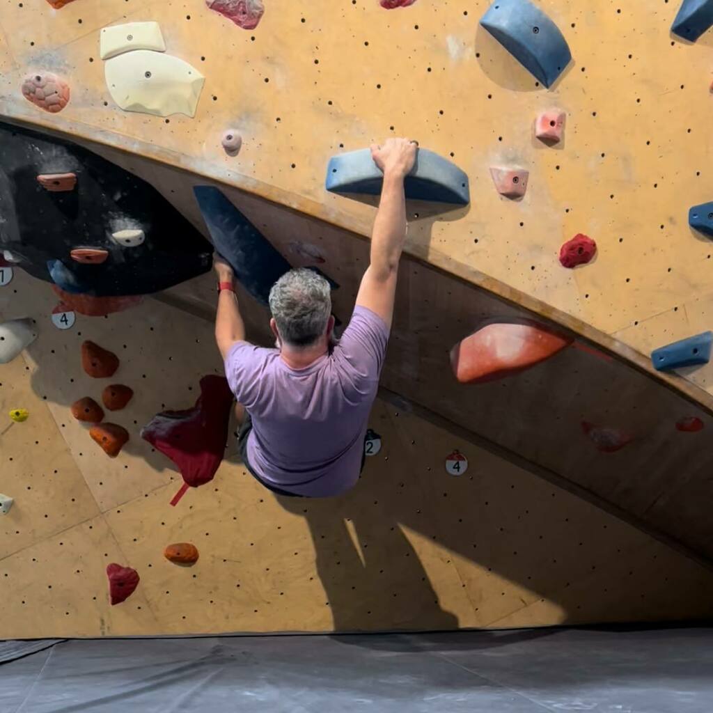 1 - 2 - 3 - 4 - 5 - 6 

🕚🧗✅ instagr.am/p/CWXGXAQFuQw/