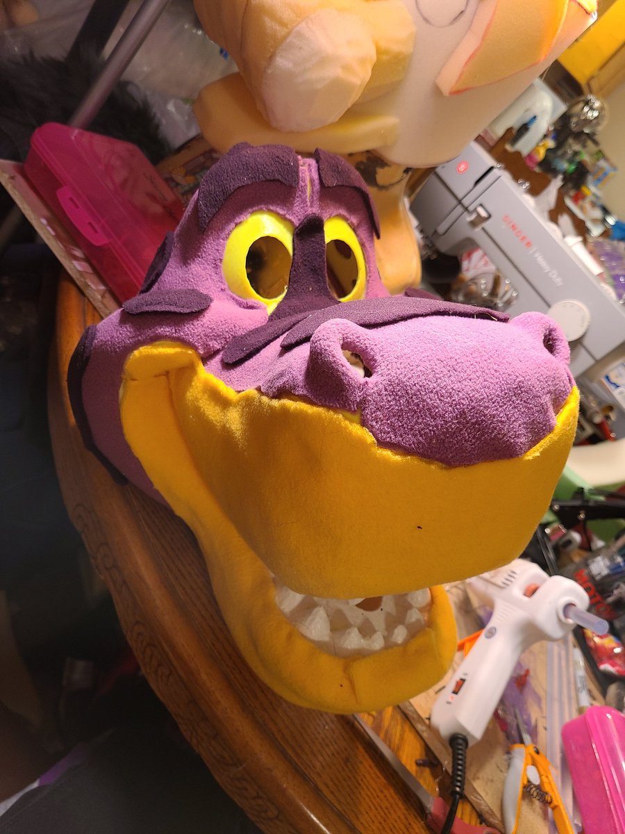 CavitySam's tweet photo. 🦖 #fursuit #fursuitwip #fursuitmaker #mascotcostume https://t.co/kLxLK4nEsl
