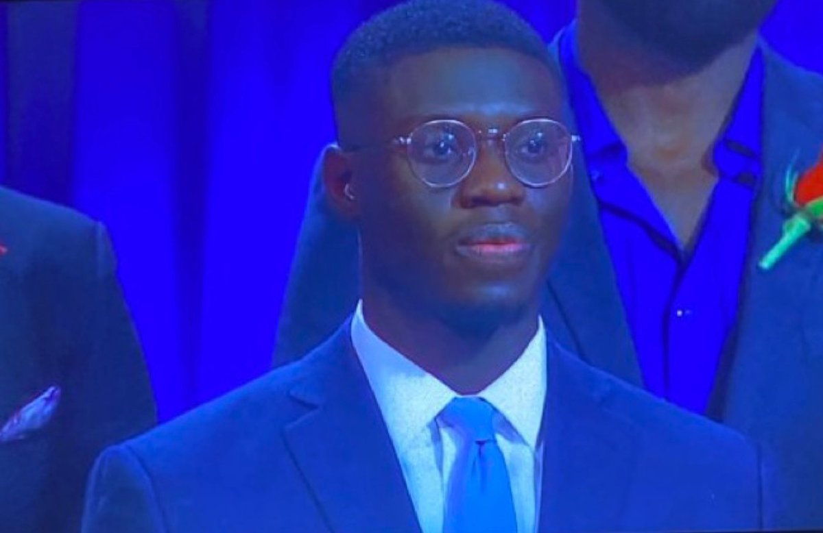 GingerMarieBlog's tweet image. I really think the producers just be dropping people in without warning. WHO IS THIS FINE MAN?!? #BacheloretteABC