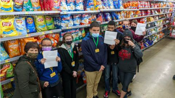 FriendsofPTS's tweet photo. From @PennTreatyPlus on Instagram yesterday: “Don’t hate Monday, make Monday hate you!” Nothing like a quick scavenger hunt on this chilly Monday! #chipsfordays #independence #selfcontainedclassroom #transition https://t.co/v1SfB2fFkN