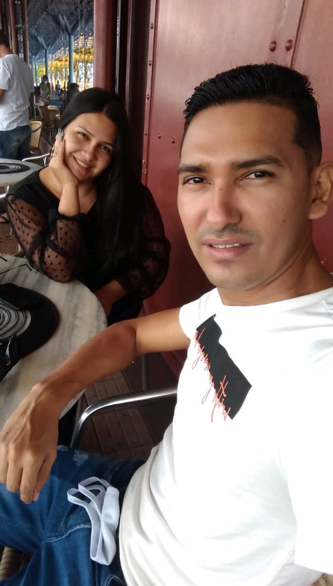 LopesJaneice's tweet photo. Vc é meu par perfeito!💗😍 https://t.co/XFf8VM10ns