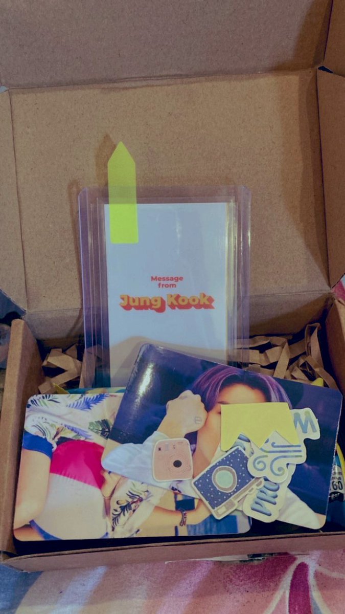 jjkookieee97's tweet photo. Jungkook message card came home 🥺🥺 thank you @ephanycart for letting me adopt jungkookieee 🥺💜 pluss cute and safe packaging 🥺🥺 #ephany_proofs https://t.co/IiK7HpHKgz