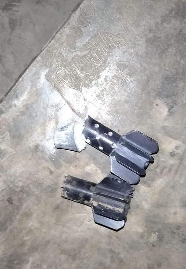 katycho22222's tweet photo. In (Shan-Karenni Border) #MyanmarMilitaryTerrorists shot with heavy artillery weapons to #MBPDF at #Moebye City,3 were injured in the early morning on the Nov17.
LEGALIZATION OF NUG
#Nov17Coup
#JuntaUsesArtilleryWeapons #WhatsHappeningInMyanmar https://t.co/VcECiJhlHQ