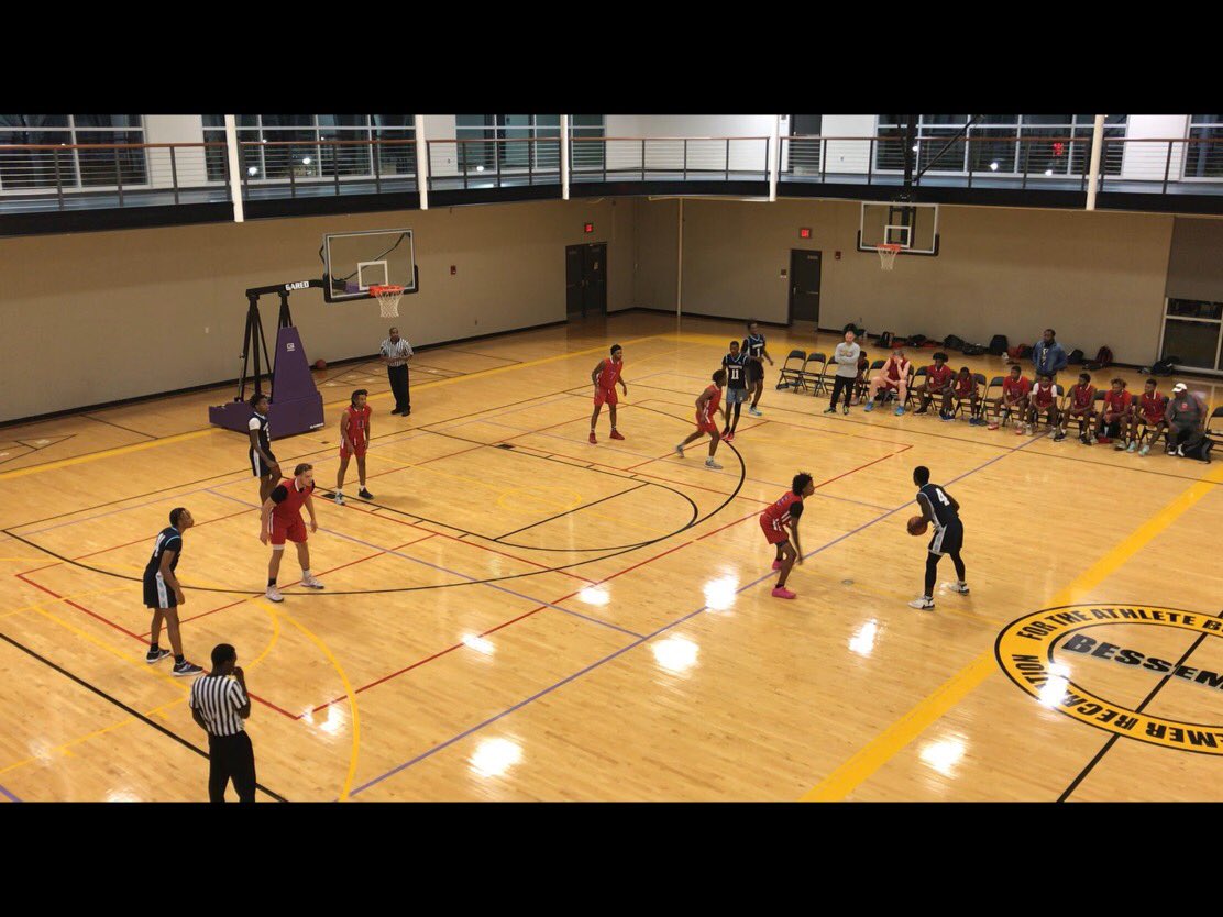 JoshuaBarryGKPA's tweet photo. Mann what a day to be a Knight ⚔️ 
Good win tonight gang 82-50
@JaquaviousPeek4  29 points, 3 steals
@roger31414045 24 points, 11 Rebounds 
@TyyBucks 17 points, 8 rebounds https://t.co/rZeF9YxZoC
