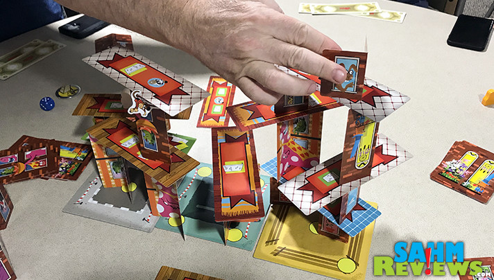 Does this #boardgame from <a href="/HABA_USA/">HABA USA</a> stack up to the original? It does (if you have a steady hand)! One floor at a time. Check out the details of Rhino Hero Super Battle: 

sahmreviews.com/2018/01/haba-r… 

#gamenight #boardgames #dexterity <a href="/HABAGamesUSA/">HABA Games @ 2622 PAXU</a>