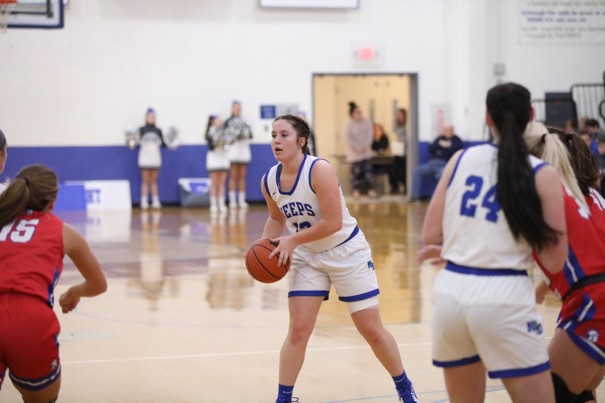 ByHunterTickel's tweet photo. 3 thoughts from tonight

✔️Rhylan Kalb is one of the best in the area from the Class of 2023
✔️Slow starts continue to plague a very talented team
✔️Kelli Merkel is already carving out space in the post

https://t.co/FRdN9wlgbL https://t.co/xXbFArw6fq