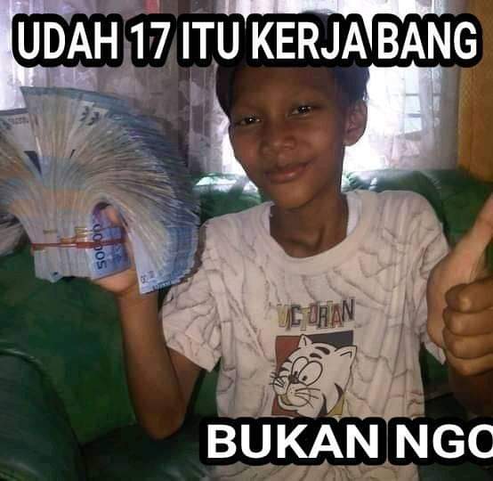 orang hitam makan coklat tweet media