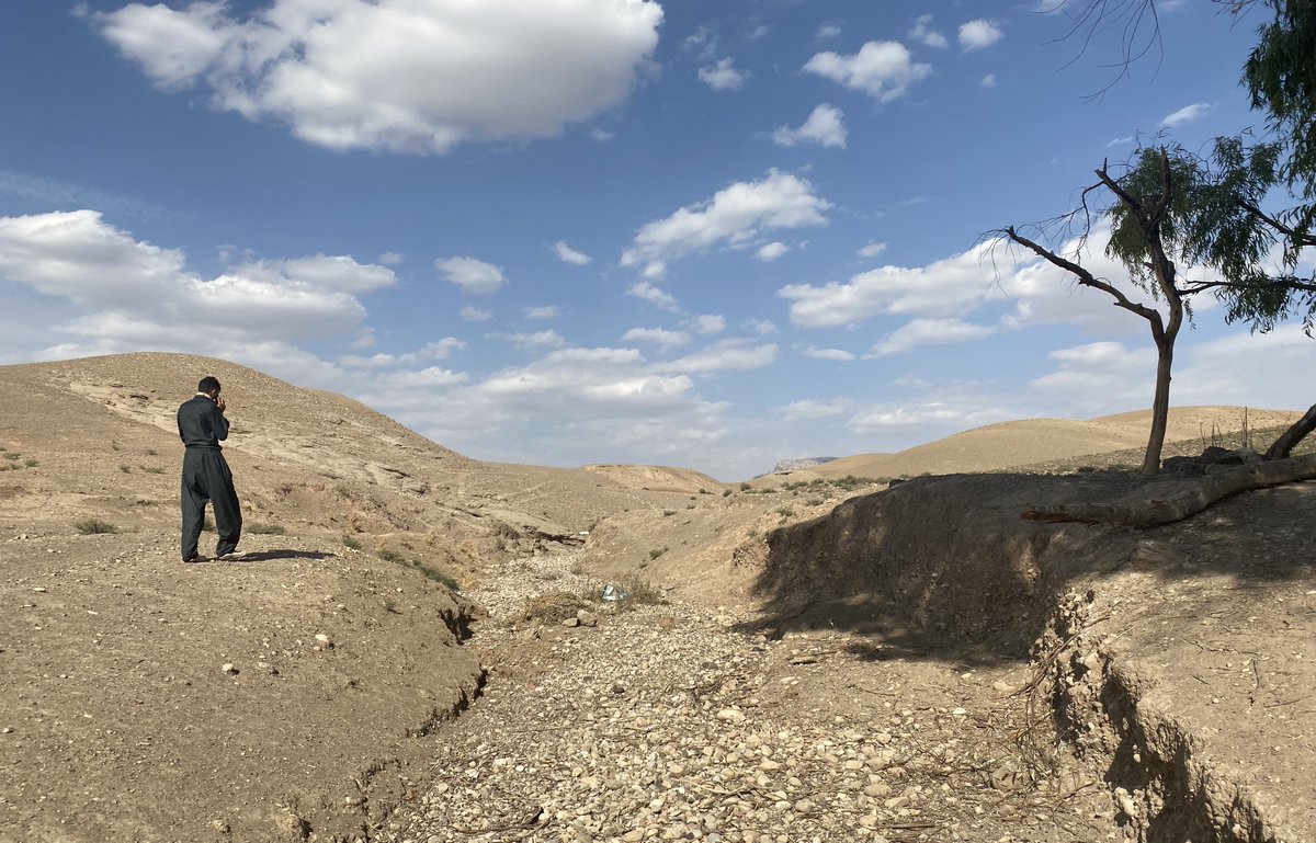 The effects of climate change are starting to hit Iraq acutely. Unprecedented drought is drying up farm land, driving migration to cities, and compounding economic hardships and instability. <a href="/lcmporter/">Lizzie Porterلِيزي بورتر</a> &amp; <a href="/MohammedHkalari/">Mohammed Hussein</a> report:
iraqoilreport.com/news/climate-c…