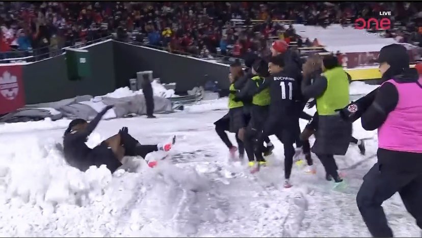 HarmanB's tweet photo. #CANMNT Insanity! https://t.co/Su0Zddh9G6