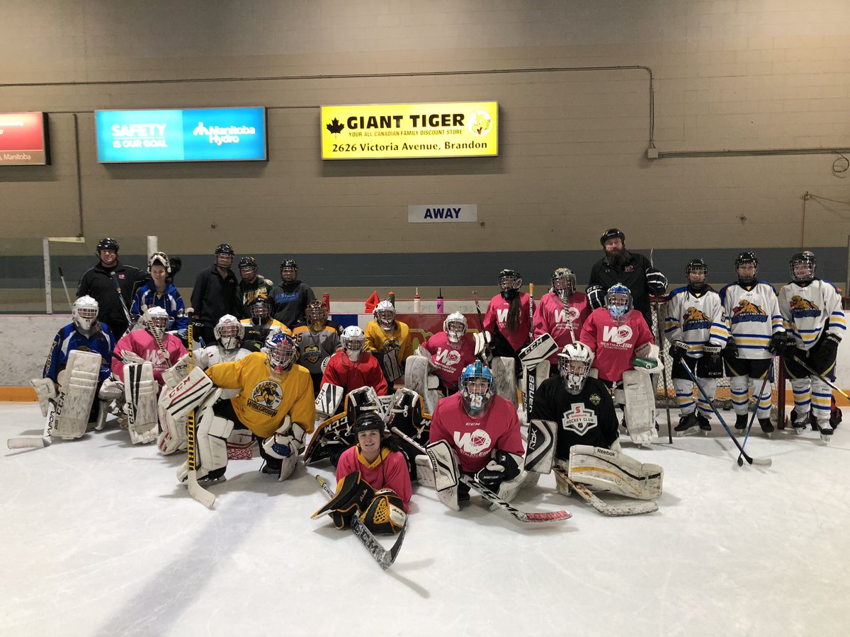 Dan Averill tweet media